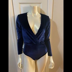 Long sleeve body suit